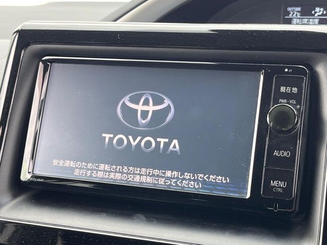 TOYOTA VOXY 2016