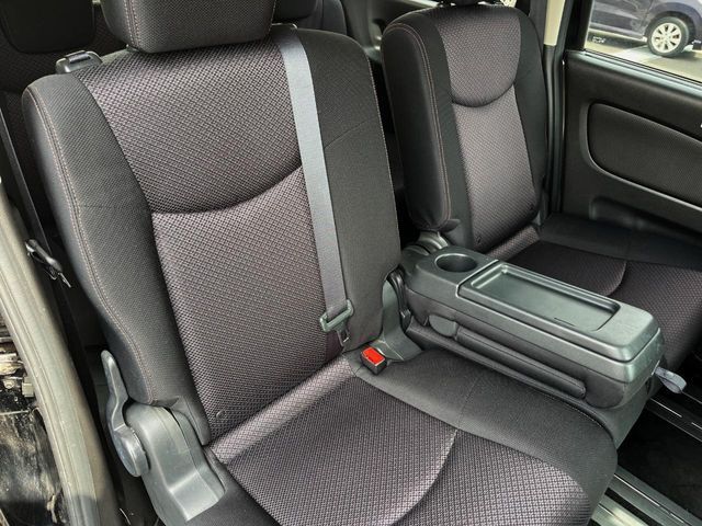 NISSAN SERENA  S-HYBRID 2013