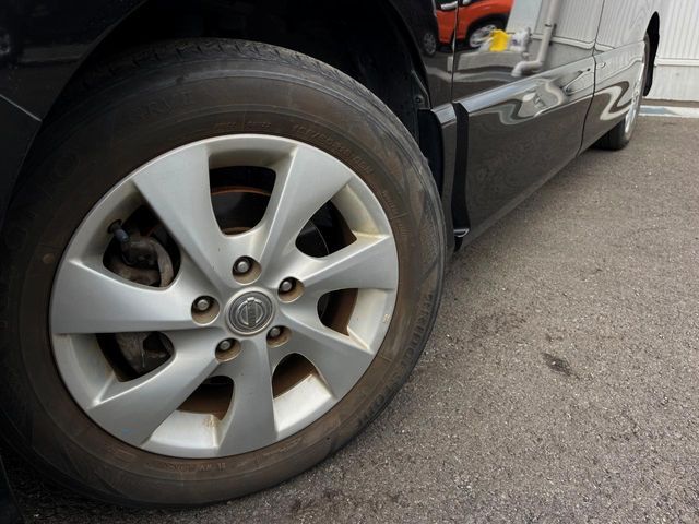 NISSAN SERENA  S-HYBRID 2013