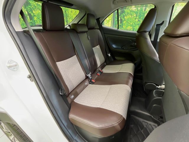 TOYOTA YARIS CROSS HYBRID 2021