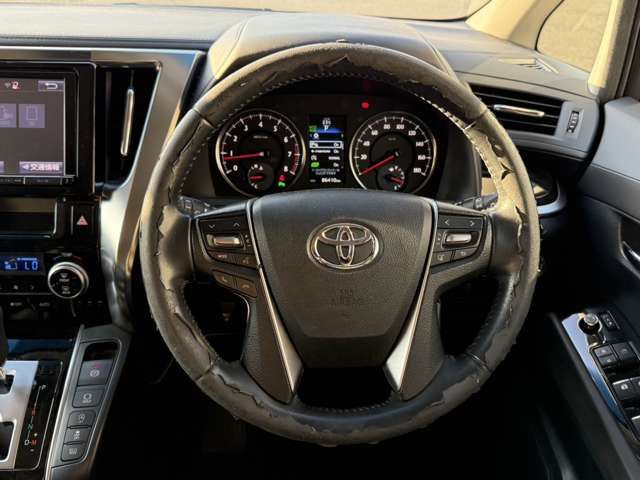 TOYOTA VELLFIRE 4WD 2015