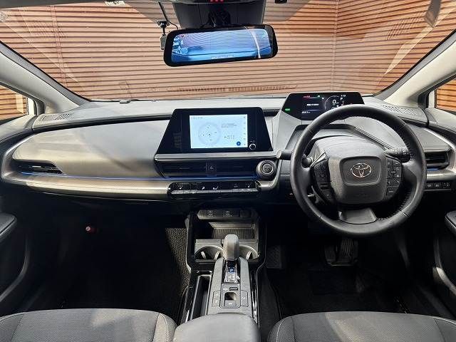 TOYOTA PRIUS 4WD 2023