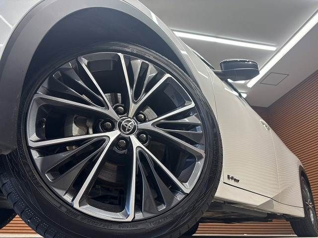 TOYOTA PRIUS 4WD 2023