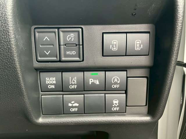 MITSUBISHI DELICA D:2 CUSTOM 4WD 2023