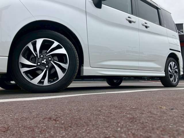 MITSUBISHI DELICA D:2 CUSTOM 4WD 2023