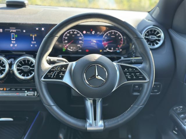 MERCEDES BENZ MERCEDES BENZ GLA class 2023