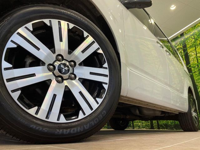 MITSUBISHI DELICA D:5 4WD 2024