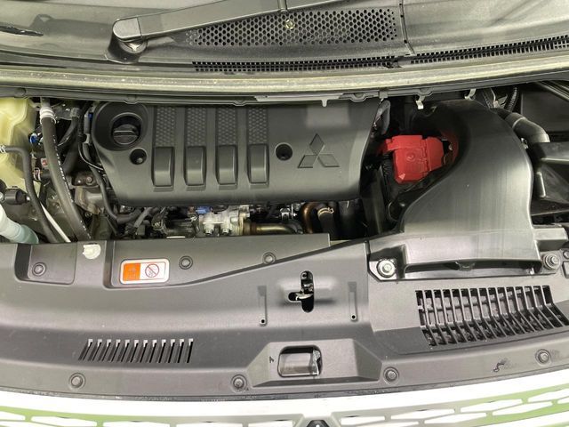 MITSUBISHI DELICA D:5 4WD 2024