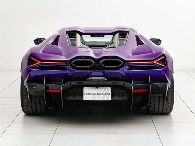 LAMBORGHINI LAMBORGHINI Revuelto 2024