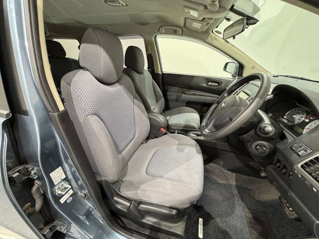 NISSAN WINGROAD 2013