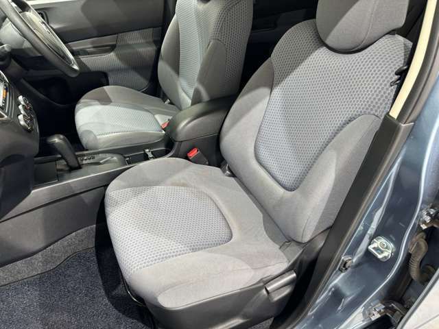 NISSAN WINGROAD 2013