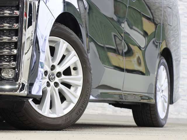 TOYOTA VELLFIRE 2018