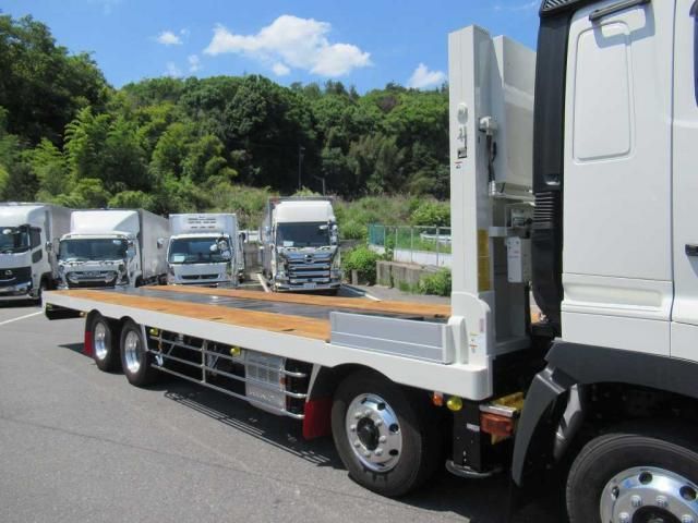 HINO PROFIA 2025