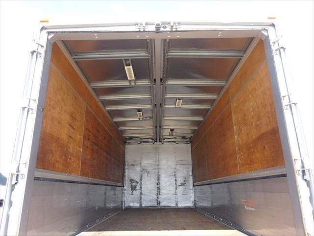 MITSUBISHI FUSOU FIGHTER 2014