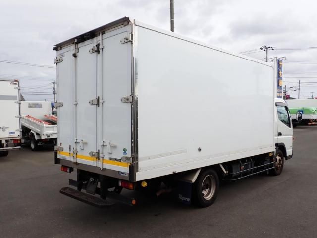 MITSUBISHI CANTER 2019