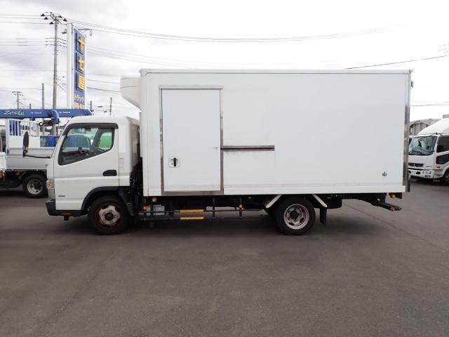 MITSUBISHI CANTER 2019