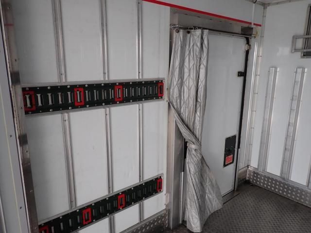 MITSUBISHI CANTER 2019