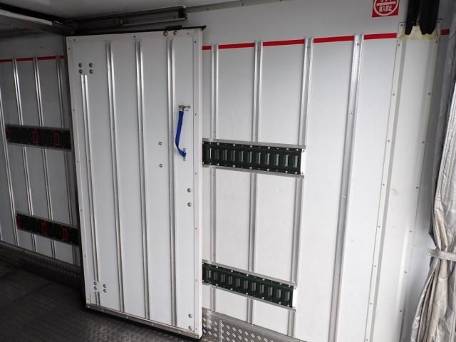 MITSUBISHI CANTER 2019