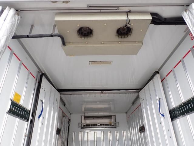 MITSUBISHI CANTER 2019