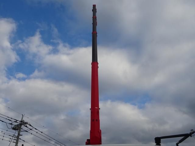 MITSUBISHI FUSOU FIGHTER 2023