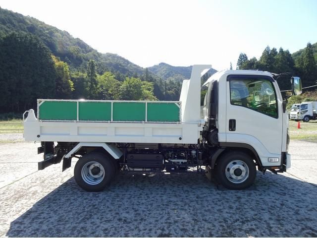 ISUZU FORWARD 2024