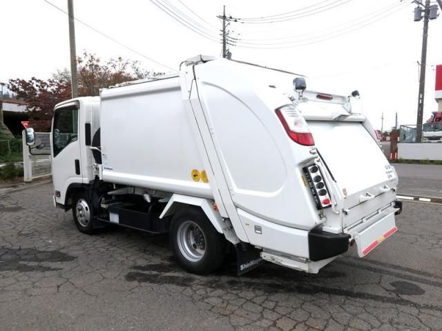 ISUZU ELF 2021