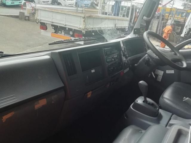 ISUZU ELF 2017