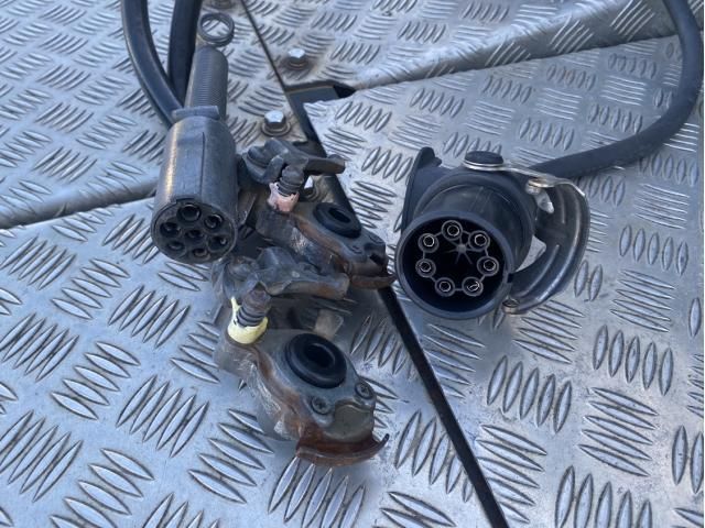 MITSUBISHI FUSOU SUPER GREAT 2016