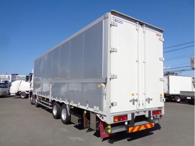 MITSUBISHI FUSOU SUPER GREAT 2023