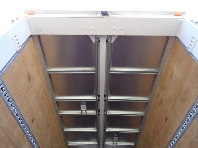 MITSUBISHI FUSOU SUPER GREAT 2023