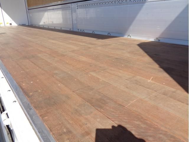 MITSUBISHI FUSOU SUPER GREAT 2023