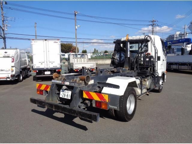 MITSUBISHI FUSOU FIGHTER 2022