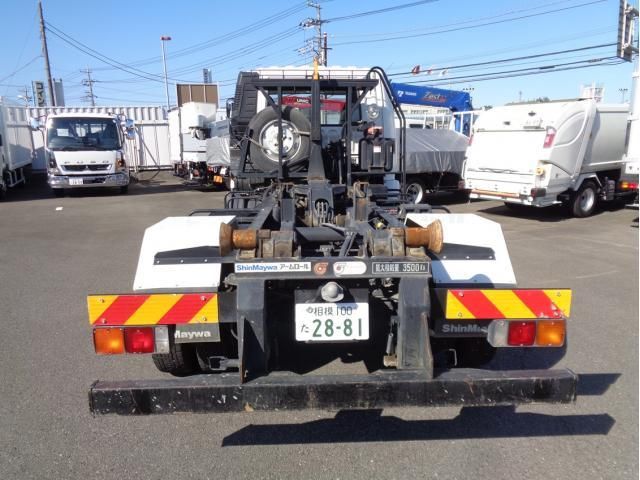 MITSUBISHI FUSOU FIGHTER 2022