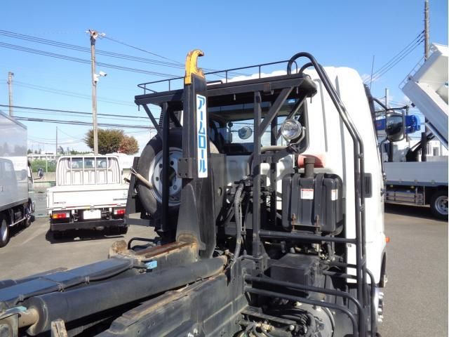 MITSUBISHI FUSOU FIGHTER 2022