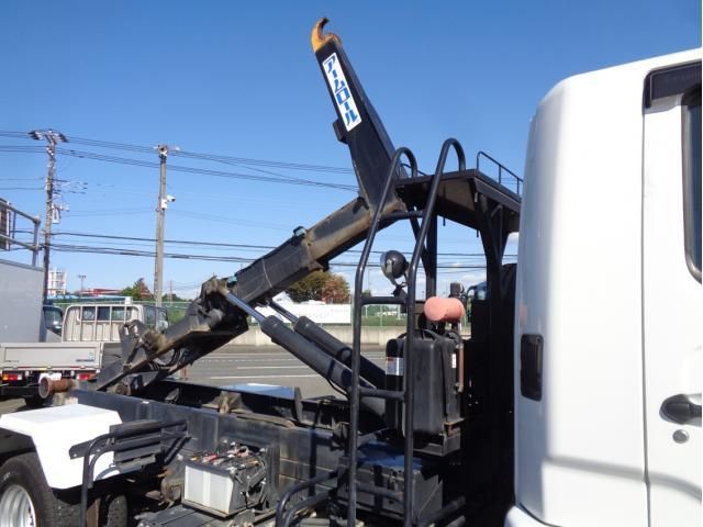 MITSUBISHI FUSOU FIGHTER 2022