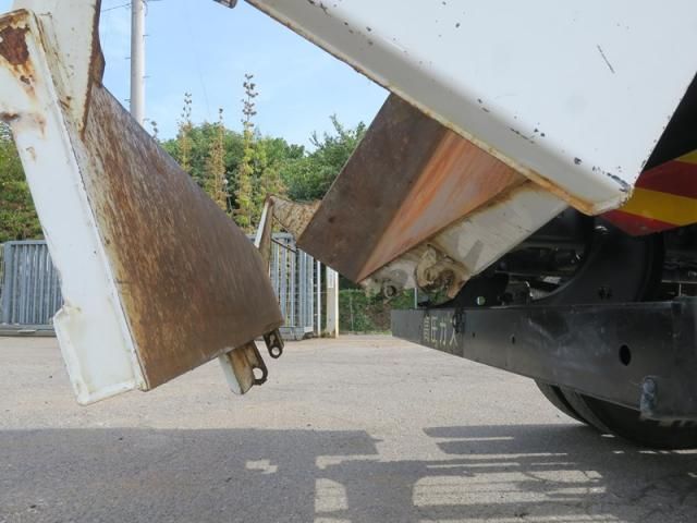 MITSUBISHI CANTER 2019