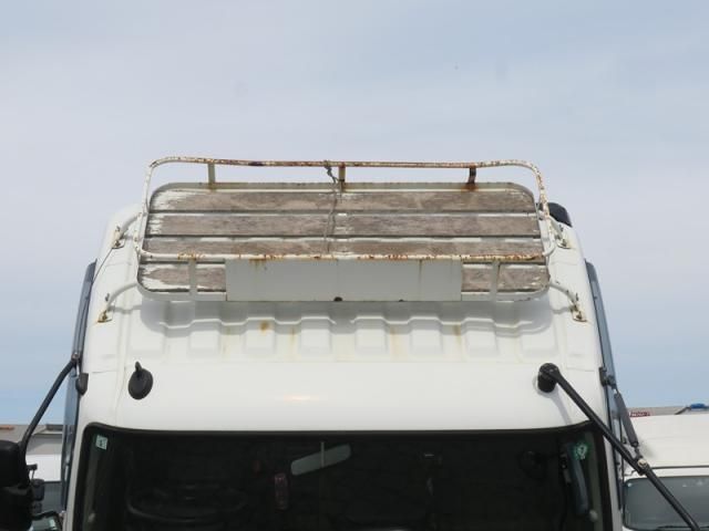 MITSUBISHI CANTER 2019