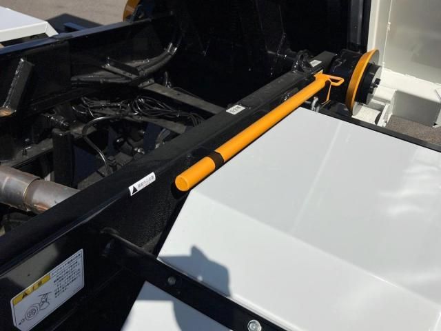 MITSUBISHI CANTER 2025