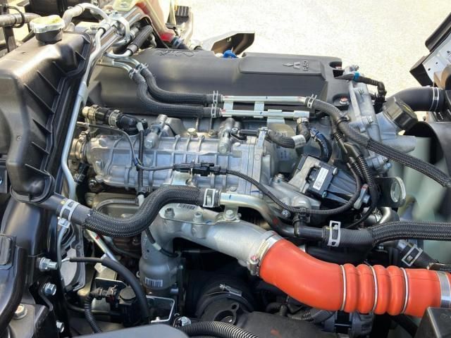 MITSUBISHI CANTER 2025