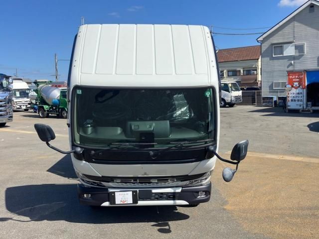 MITSUBISHI CANTER 2025