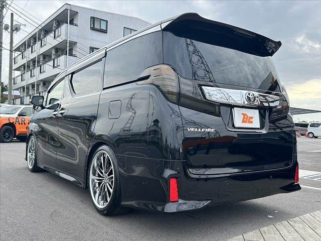 TOYOTA VELLFIRE 2015