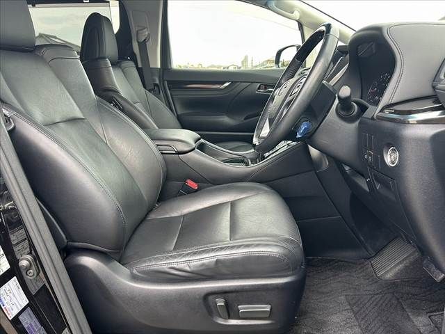 TOYOTA VELLFIRE 2015