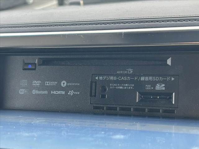 TOYOTA VELLFIRE 2015