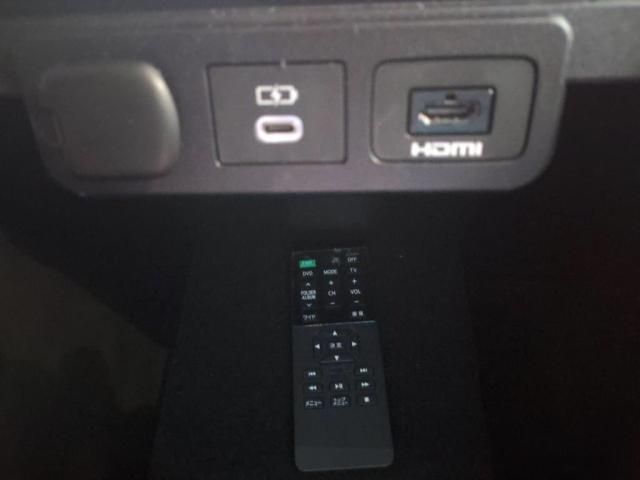 TOYOTA VELLFIRE  HYBRID 4WD 2024