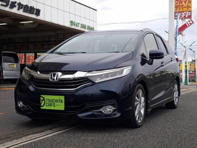 HONDA SHUTTLE HYBRID 2016
