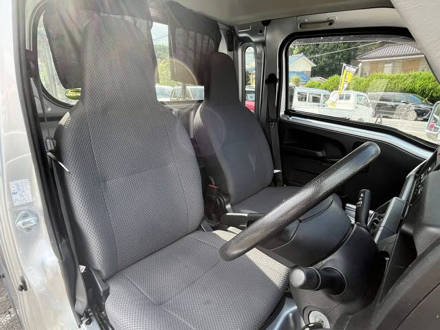 DAIHATSU HIJET truck 2018