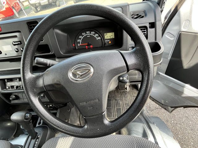 DAIHATSU HIJET truck 2018