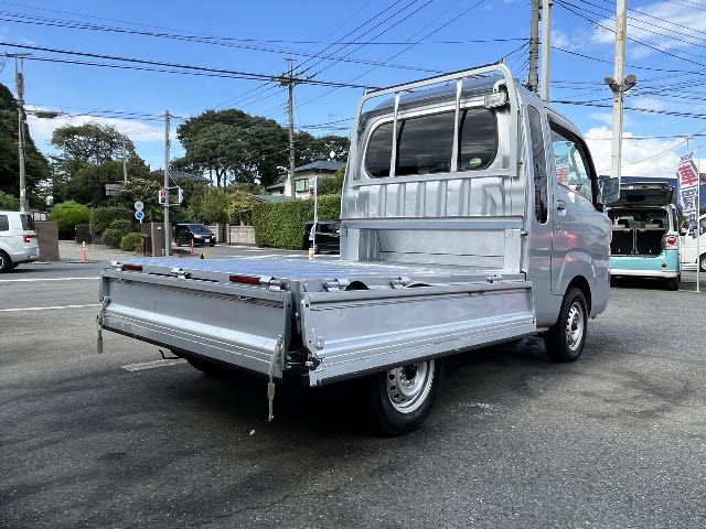 DAIHATSU HIJET truck 2018