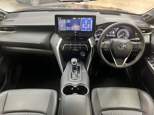 TOYOTA HARRIER 2WD 2021