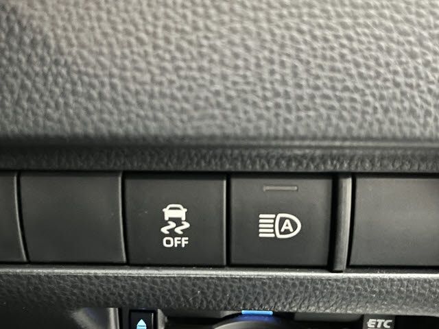 TOYOTA HARRIER 2WD 2021